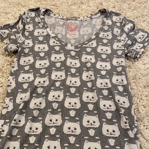 Nollie Tops - Cat in tuxedo shirt. Size XS